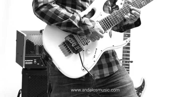  مشخصات و ویژگی‌ها گیتار کورت 